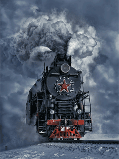 Анимация Поезд с красной звездой дымит на рельсах на фоне неба, гифка Поезд с красной звездой дымит на рельсах на фоне неба