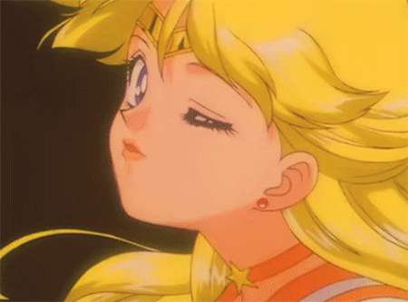Анимация Usagi Tsukino / Усаги Цукино из аниме Sailor Moon / Сейлор Мун шлет поцелуи, гифка Usagi Tsukino / Усаги Цукино из аниме Sailor Moon / Сейлор Мун шлет поцелуи