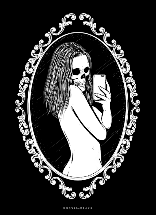 Анимация В зеркале меняется изображение девушки, делающей селфи, на скелет, гифка В зеркале меняется изображение девушки, делающей селфи, на скелет