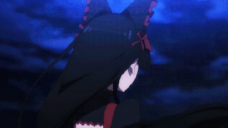 Анимация Рори Меркьюри / Rory Mercury из аниме Врата: Там бьются наши воины / Gate: Jieitai Kanochi nite, Kaku Tatakaeri размахивает топором в разные стороны