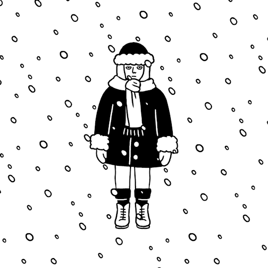 Анимация Девушка в шубе и шапке стоит под снегопадом, гифка Девушка в шубе и шапке стоит под снегопадом