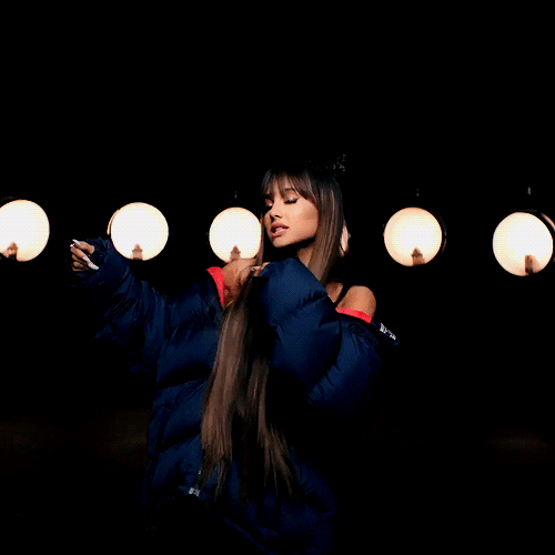 Анимация Ариана Гранде / Ariana Grande американская актриса и певица, гифка Ариана Гранде / Ariana Grande американская актриса и певица