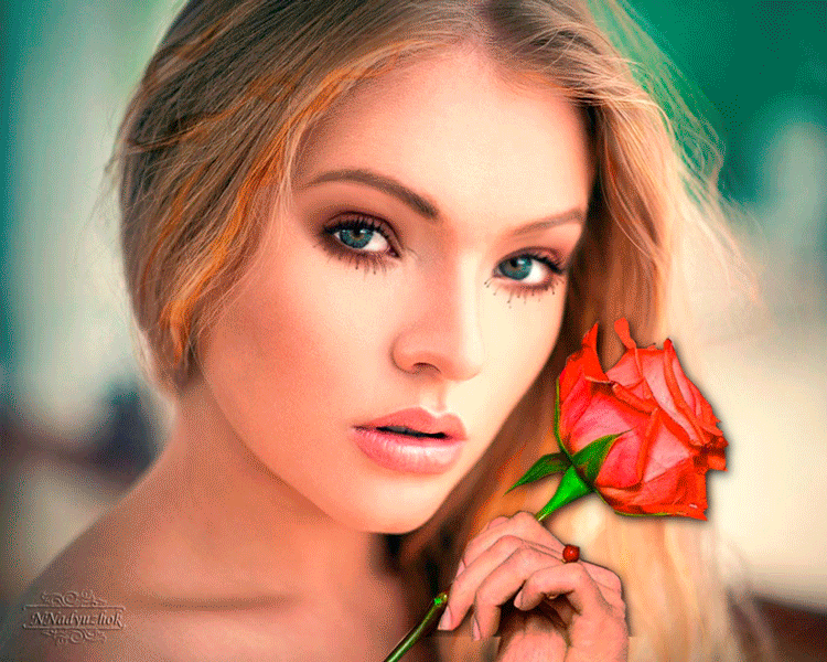 Анимация Девушка с красной розой в руке, гифка Девушка с красной розой в руке