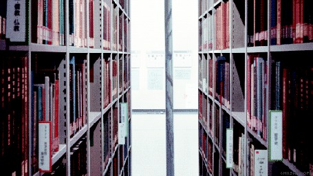 В библиотеке 16 стеллажей в каждом