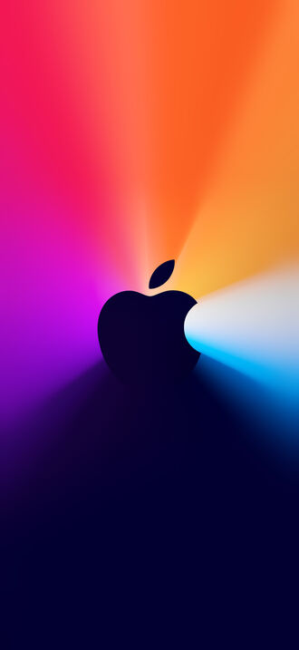 обои на телефон Логотип Apple / Apple в темном силуэте находится в центре, окруженный расходящимися лучами градиентных цветов на темном фоне
