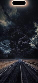 Обои на телефон Длинная асфальтированная дорога с белой разметкой уходит вдаль, на горизонте большая темная туча на фоне грозового неба с молниями